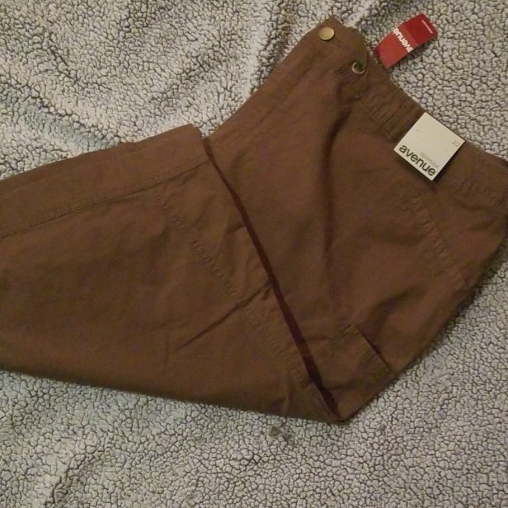 Avenue Bermuda shorts